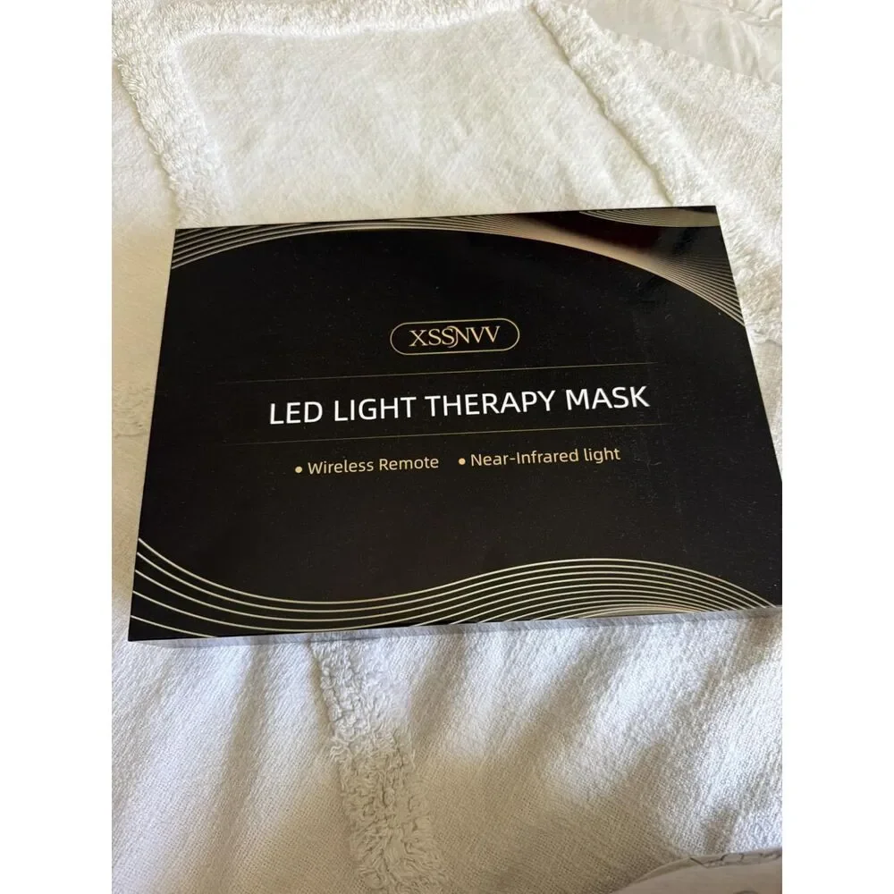 Wireless LED Facial Skincare Mask 4 Modes 272 LEDs Black